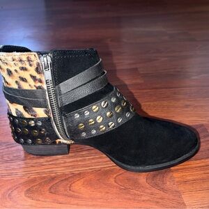 Naughty Monkey | Studded Leopard Print Ankle Booties | Side Zip | Women’s 6